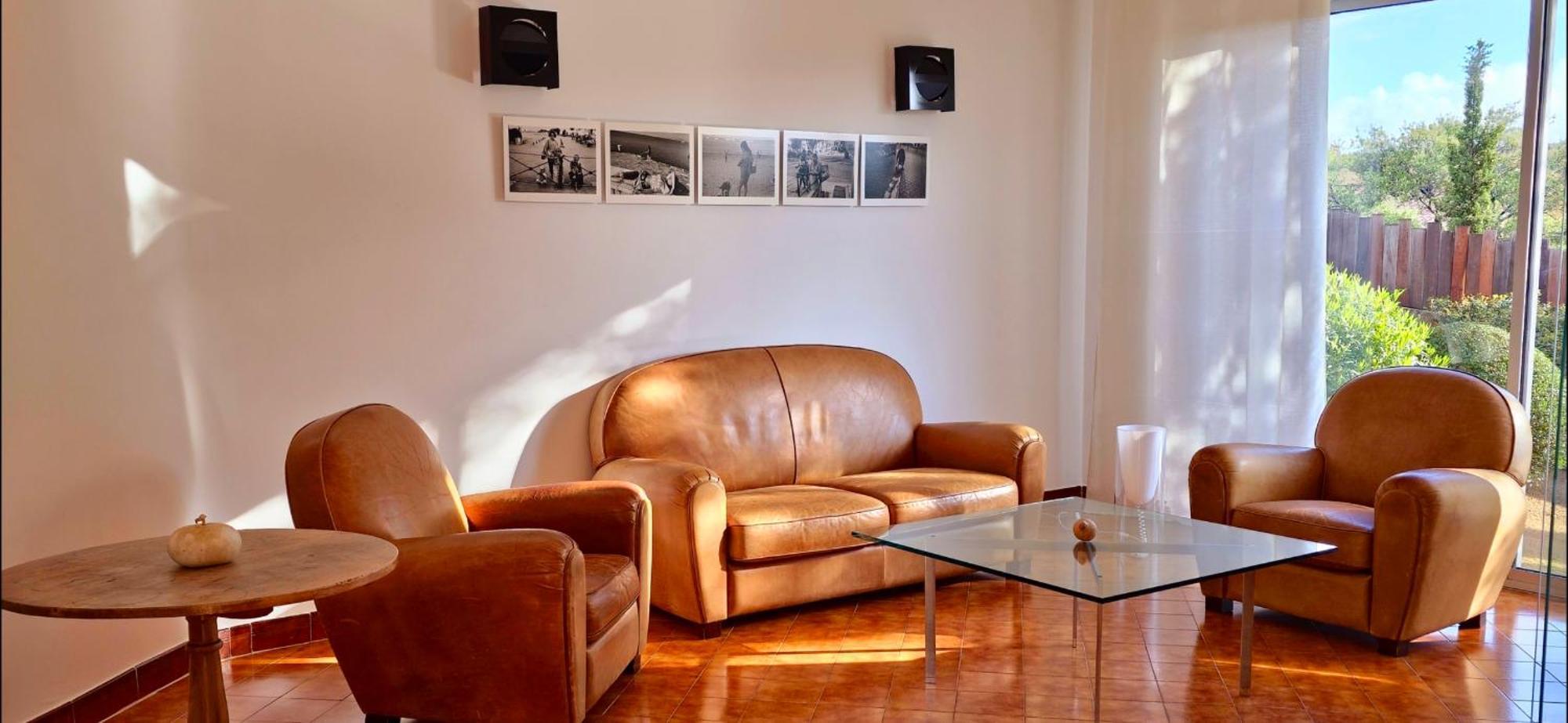Hotel Cala Di L'Oru Л'Иль-Рус Экстерьер фото