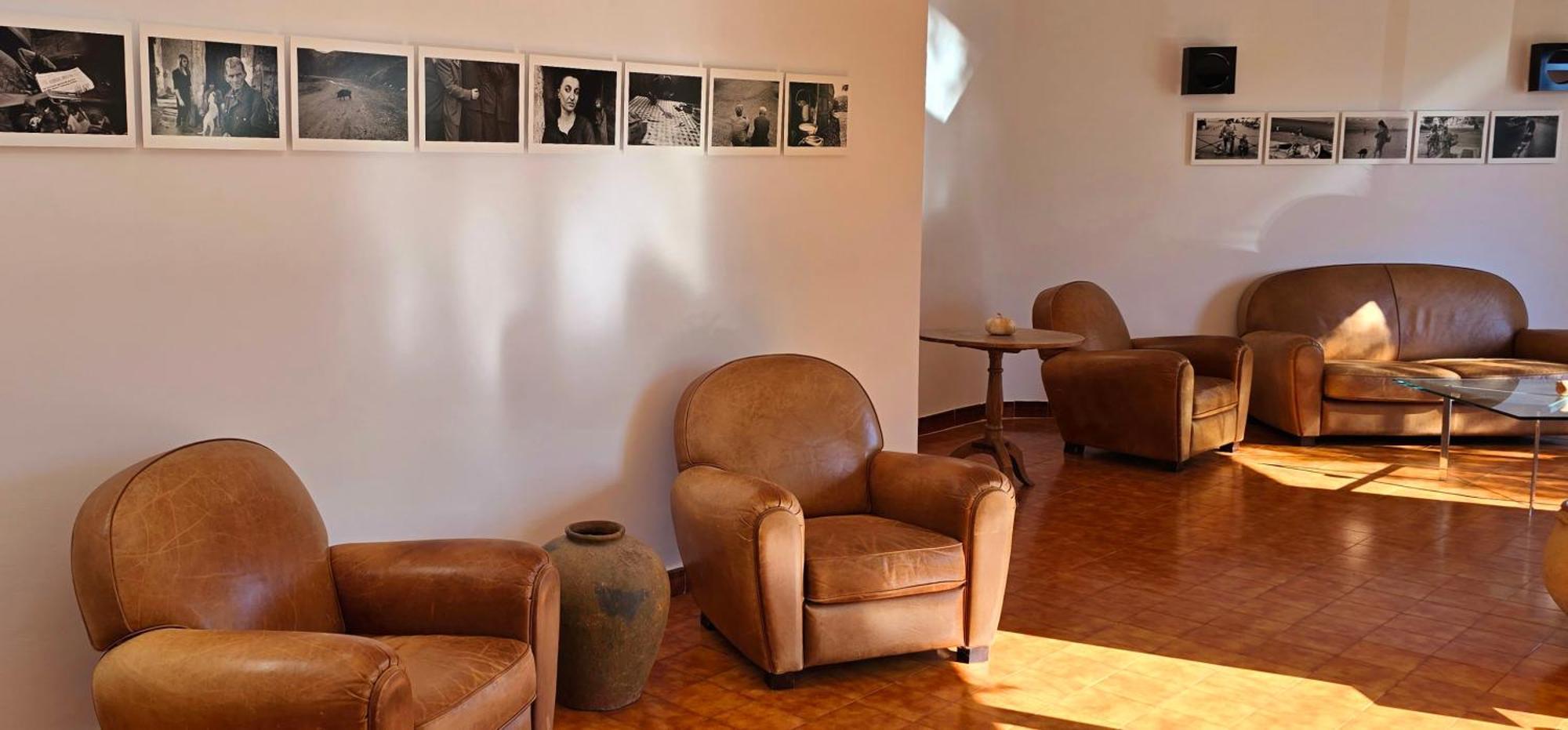 Hotel Cala Di L'Oru Л'Иль-Рус Экстерьер фото